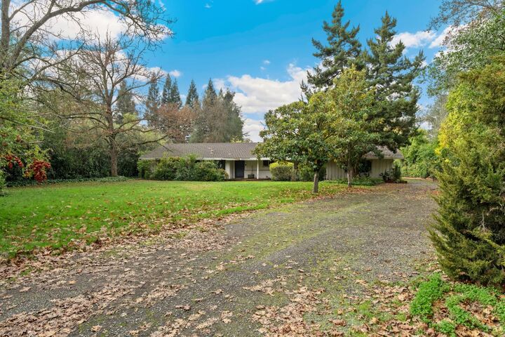 Property Photo: 1831 Maple Glen Road CA 95864