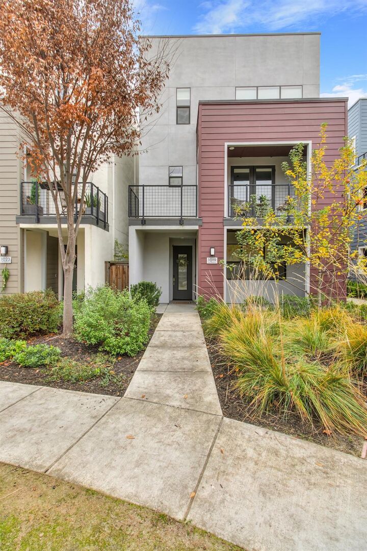 Property Photo:  1019 Ice Cream Lane  CA 95814 