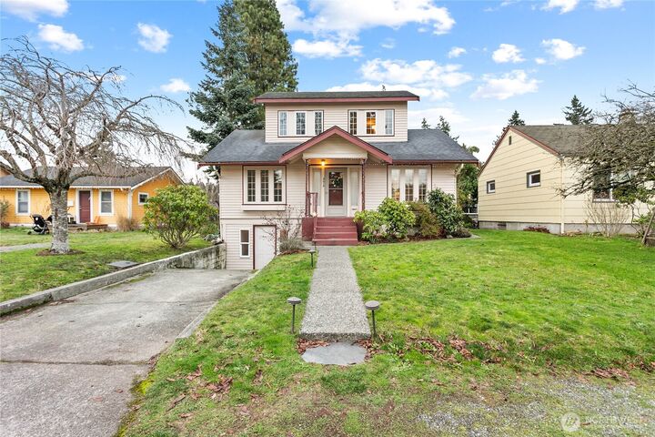 Property Photo: 3018 Elm Street WA 98225