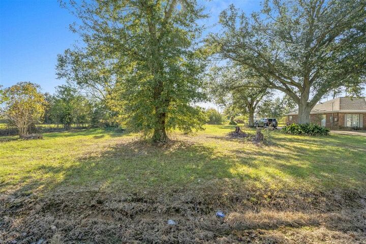 Property Photo: 0 Addison Loop LA