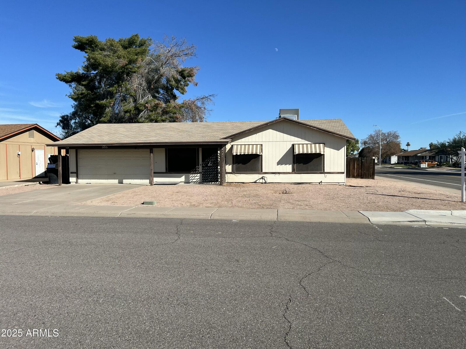 Property Photo:  505 N Laveen Drive  AZ 85226 
