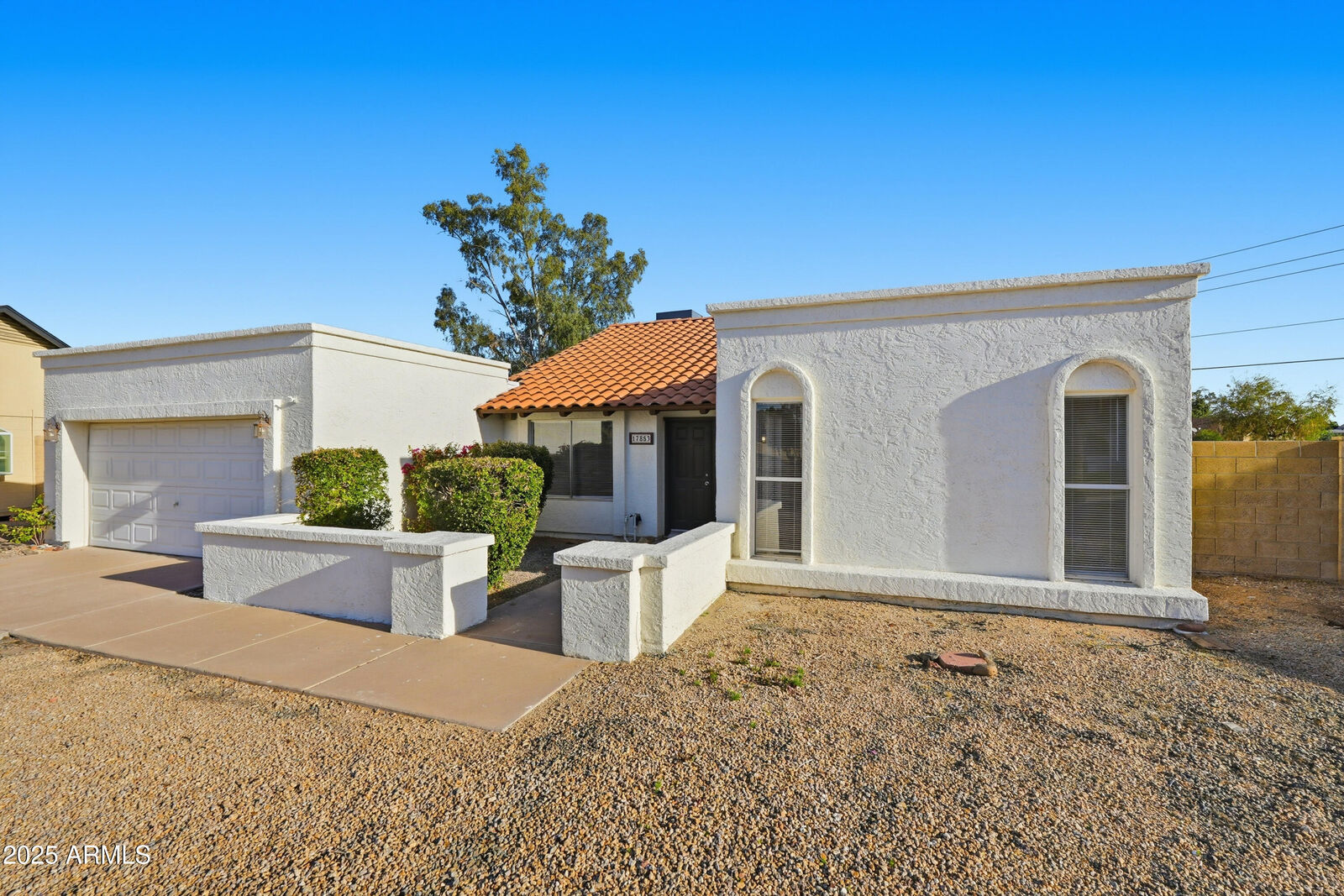 Property Photo: 17853 N 43rd Drive AZ 85308