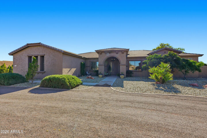 Property Photo:  22721 W Mark Lane  AZ 85361 