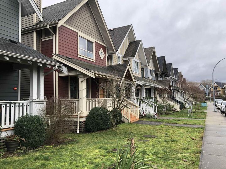 Property Photo: 252 Jensen Street BC V3M 0E7