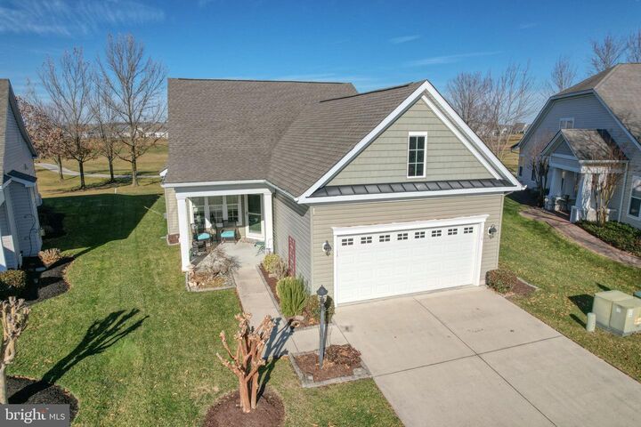 Property Photo:  16 Blue Heron Court  DE 19933 