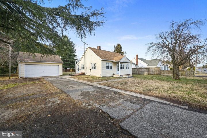 Property Photo: 11901 Willow Grove Road DE 19934