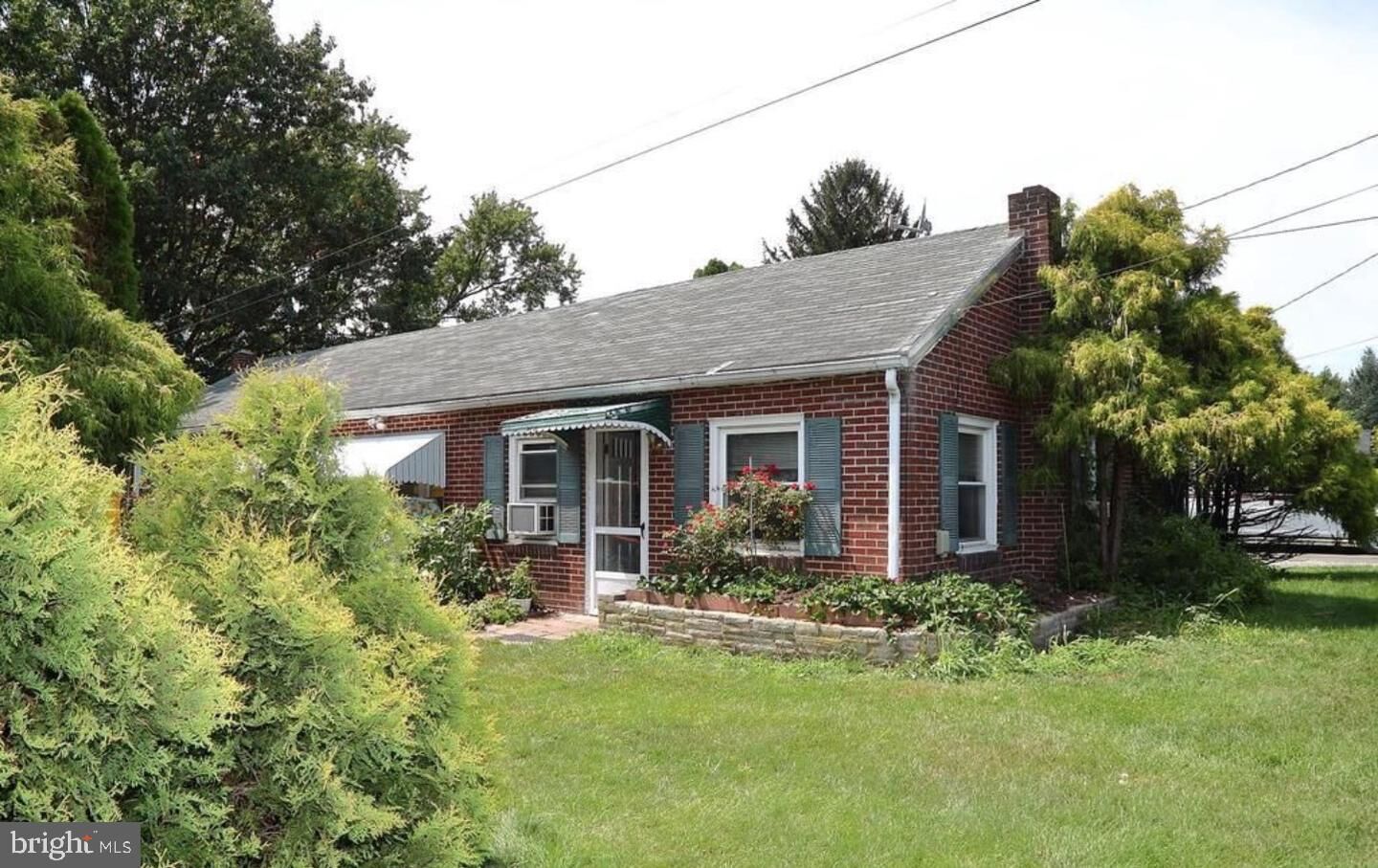 Property Photo:  550 Union School Road  PA 17552 