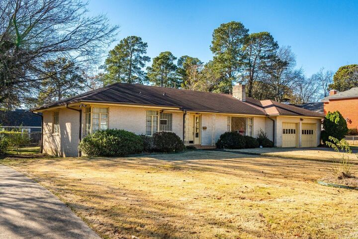 Property Photo:  206 Trivista Left Street  AR 71901 