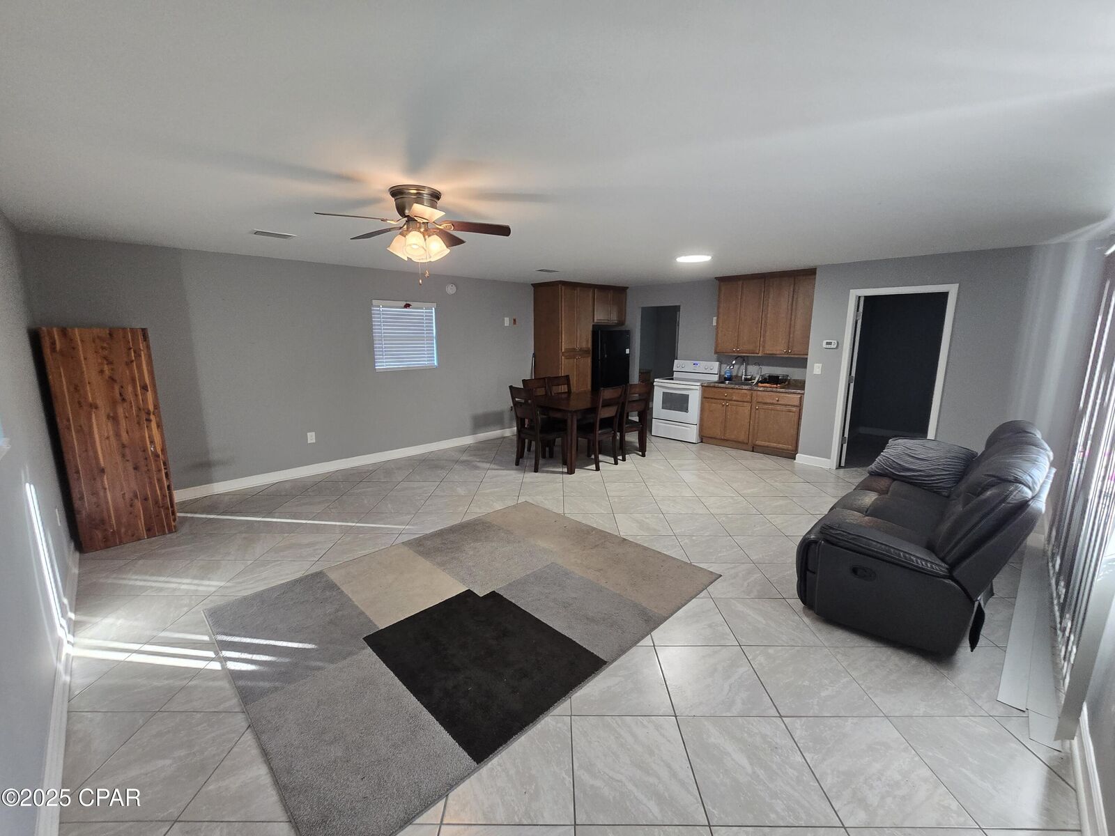 Property Photo: 222 Elm Avenue FL 32401