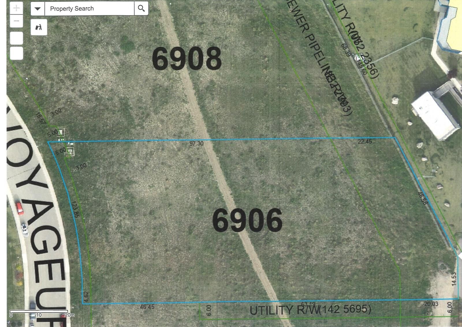 Property Photo:  6906  Voyageur Way  AB T9M 1P1 