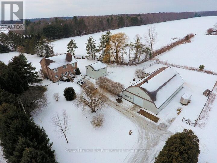 Photo de la propriété: 141 24 Highway East ON N0E 1P0