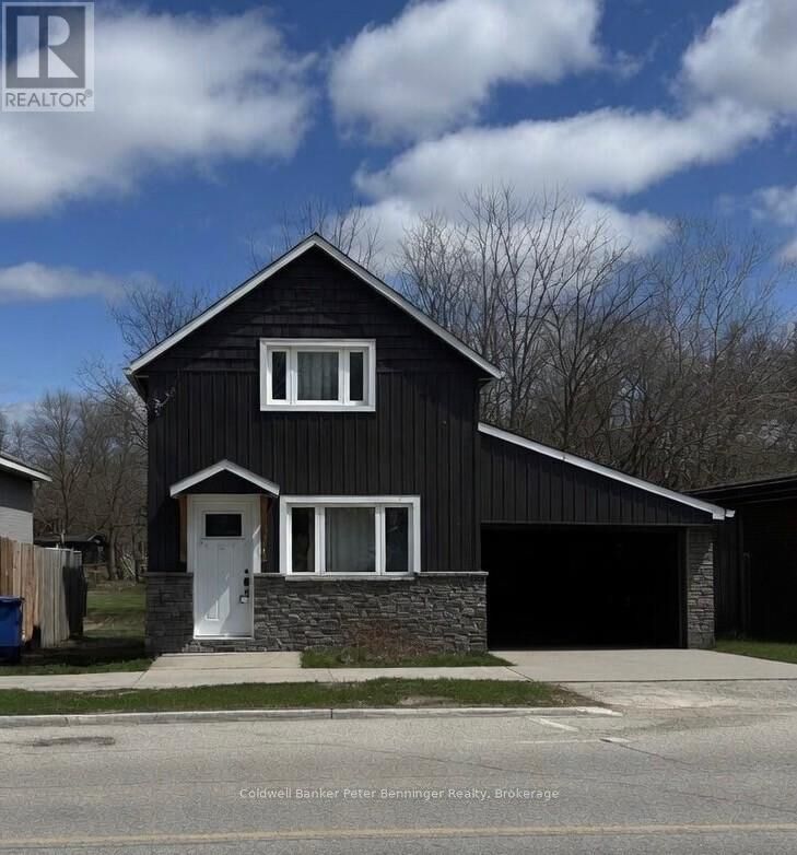Property Photo:  523 Mill Street  ON N0G 2M0 