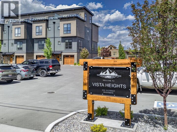 Property Photo: 510 14th Street 406 BC V0A 1K0