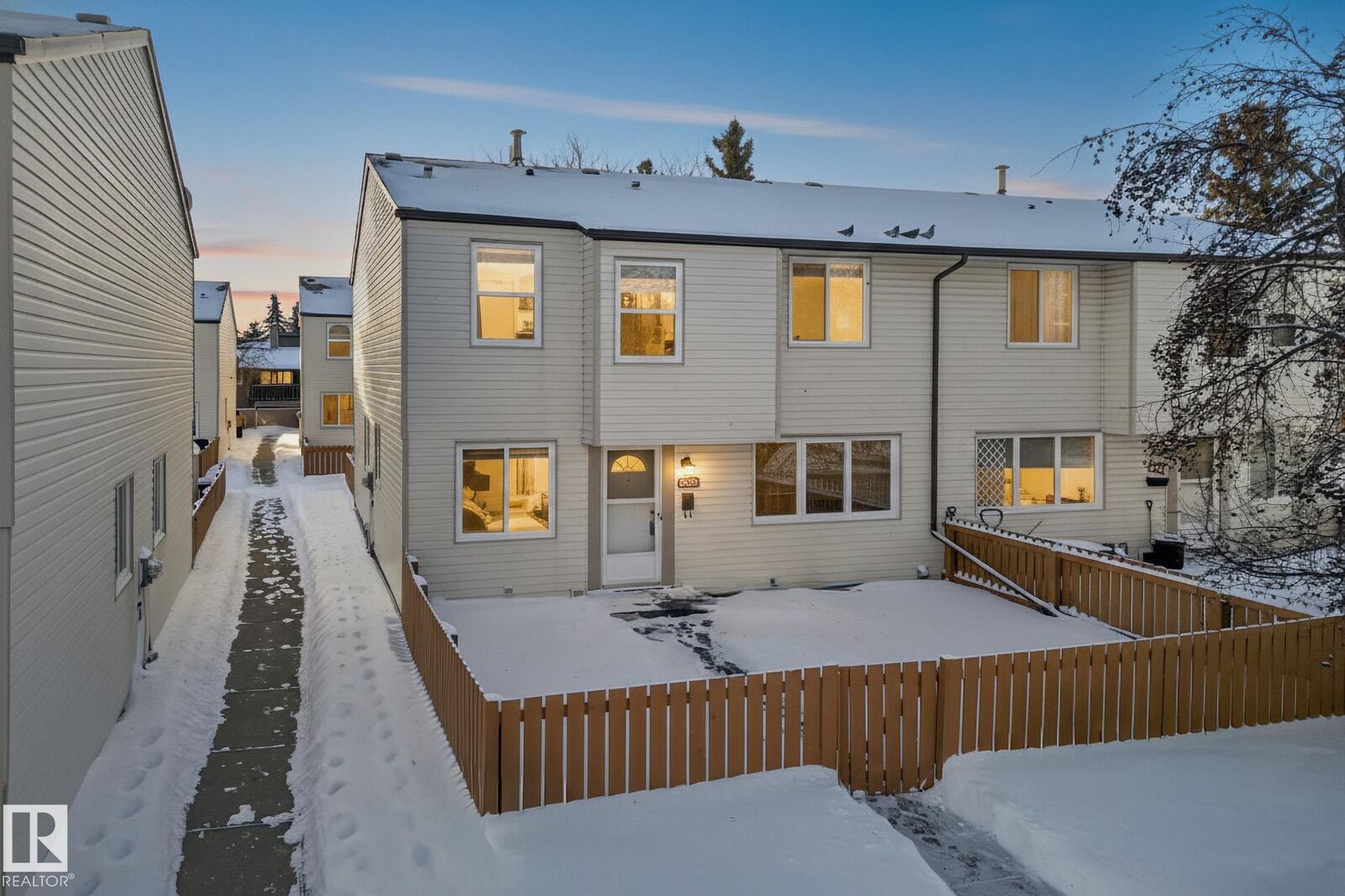 Property Photo:  6612 178 Street NW  AB T5T 2A2 
