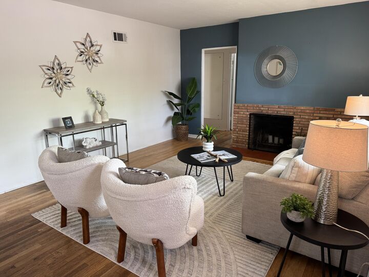 Property Photo:  912 Hermosa Drive NE  NM 87110 