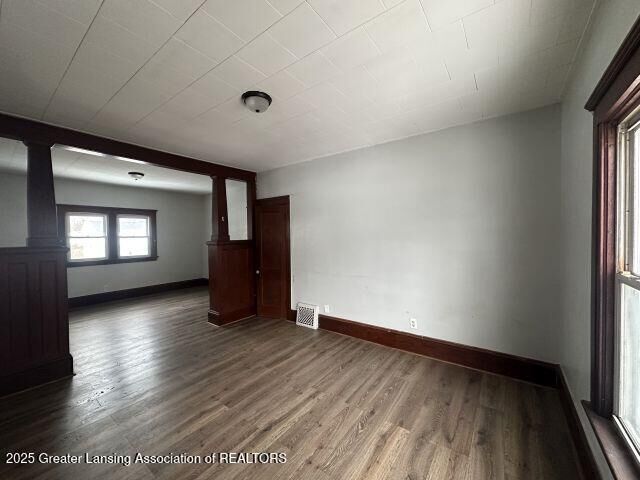 Property Photo:  1135 Hamilton Street  MI 49202 
