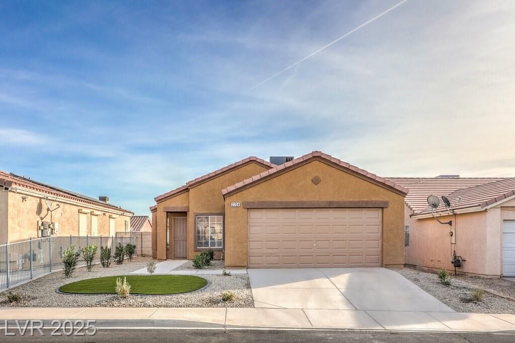 Property Photo: 2724 Gazing Stars Street NV 89030