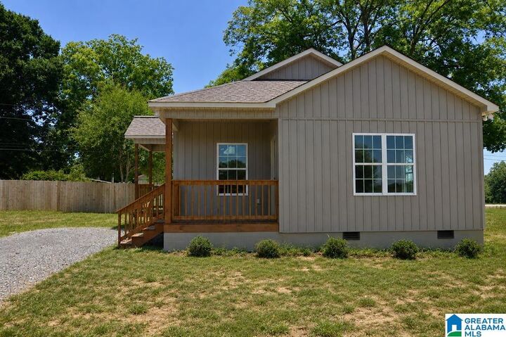 Property Photo: 730 County Road 1526 AL 35058