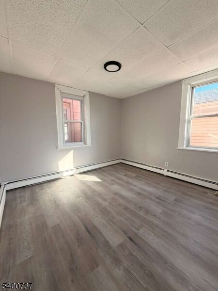 Property Photo:  134 E Jersey St 2A  NJ 07206 