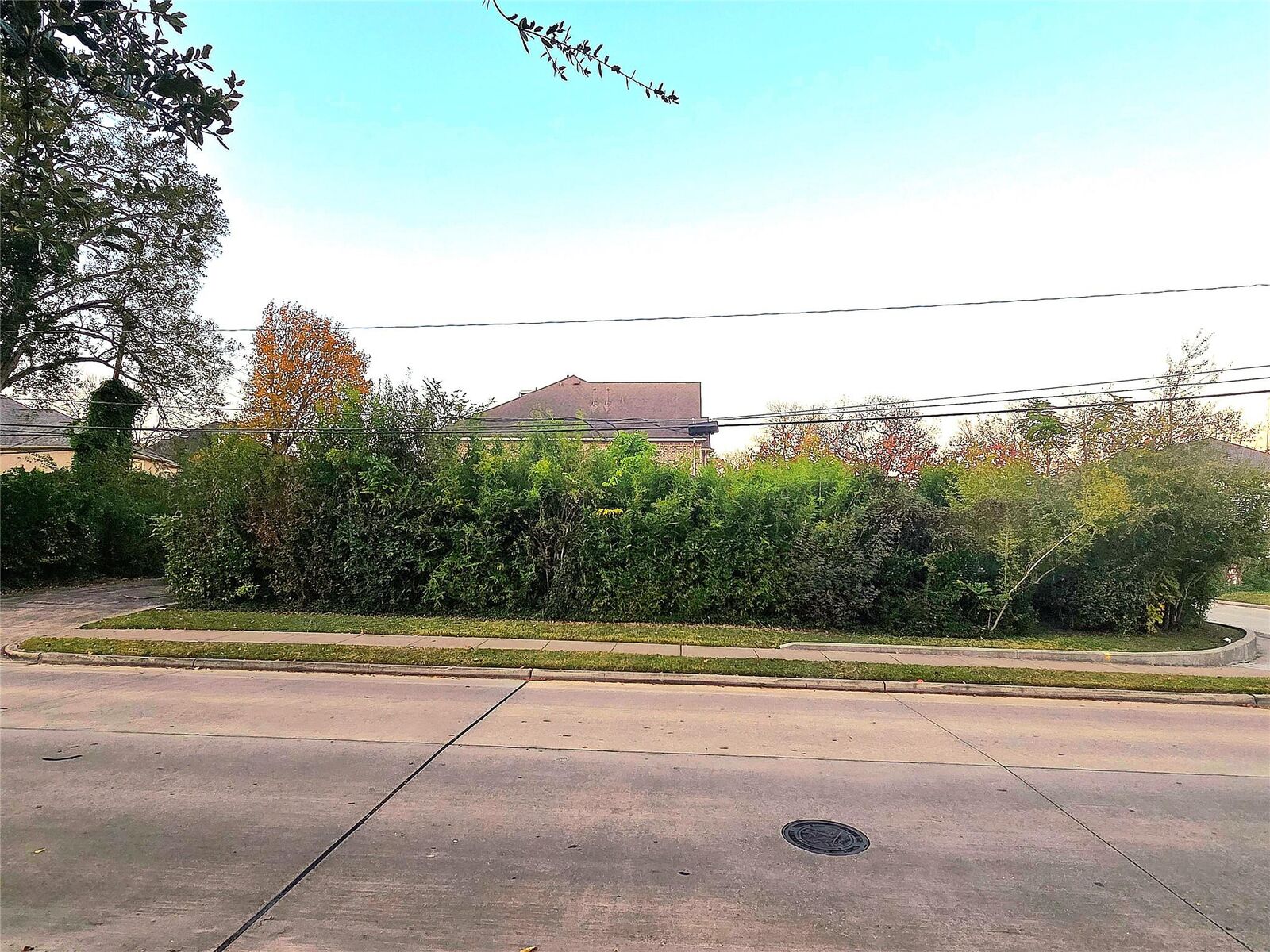 Property Photo:  851 Jaquet Drive  TX 77401 