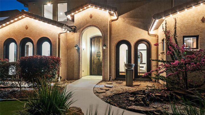 Property Photo:  4914 Imperial Street  TX 77401 