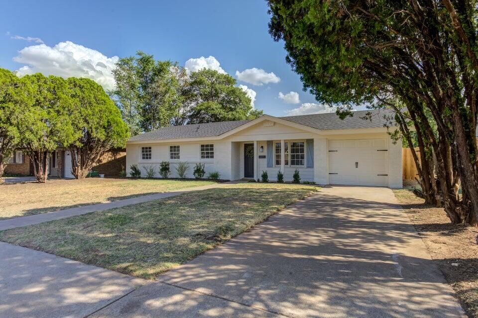 Property Photo:  5111 47th Street  TX 79414 