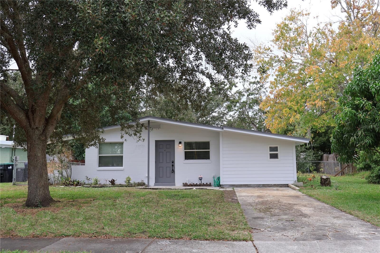 Property Photo:  4830 Kempston Drive  FL 32812 