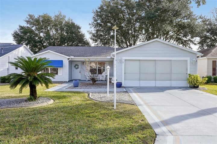 Property Photo:  3499 Auburndale Avenue  FL 32162 