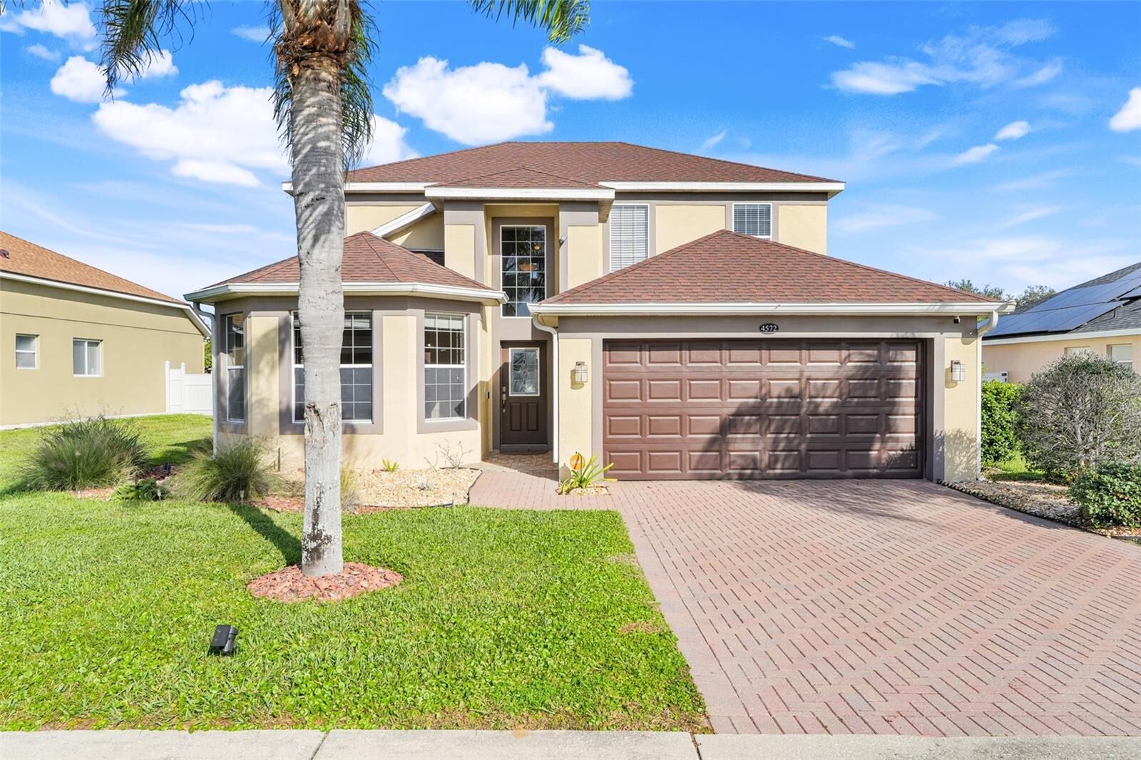Property Photo: 4572 Barbados Loop FL 34711