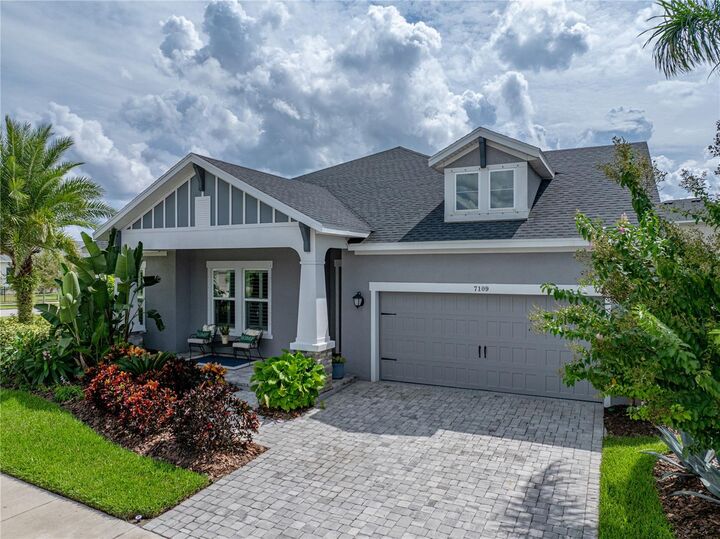 Property Photo:  7109 Estero Court  FL 33572 
