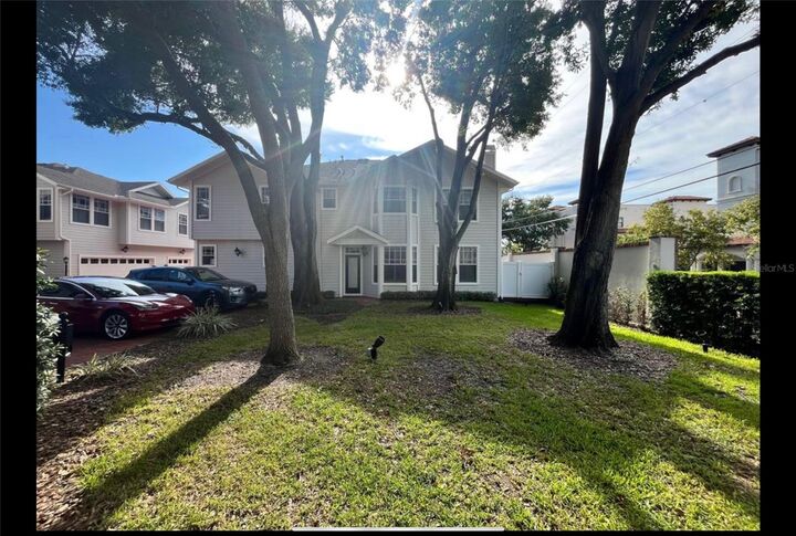 Property Photo:  2920 W El Prado Boulevard 1  FL 33629 
