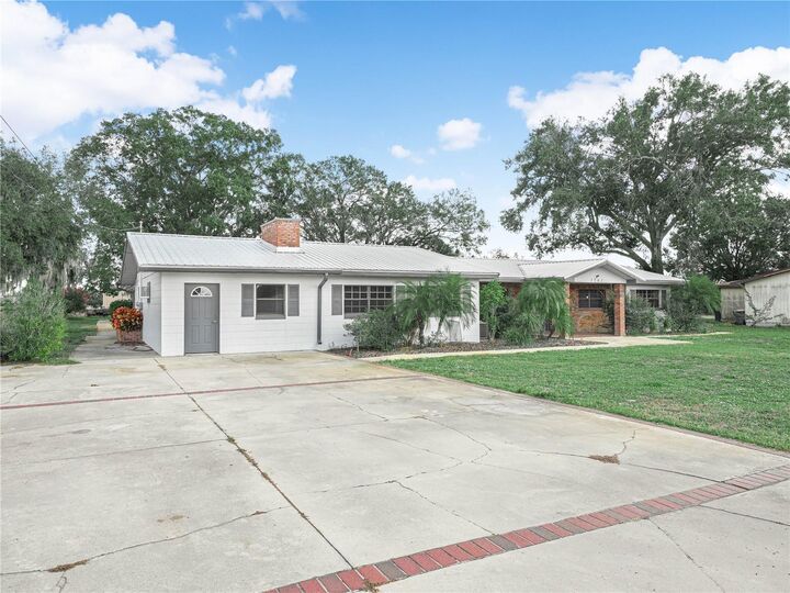 Property Photo: 1761 Hwy 630 W FL 33843