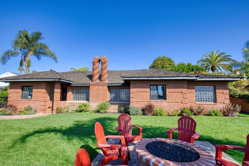 Property Photo:  215 N Vulcan Drive  CA 92024 
