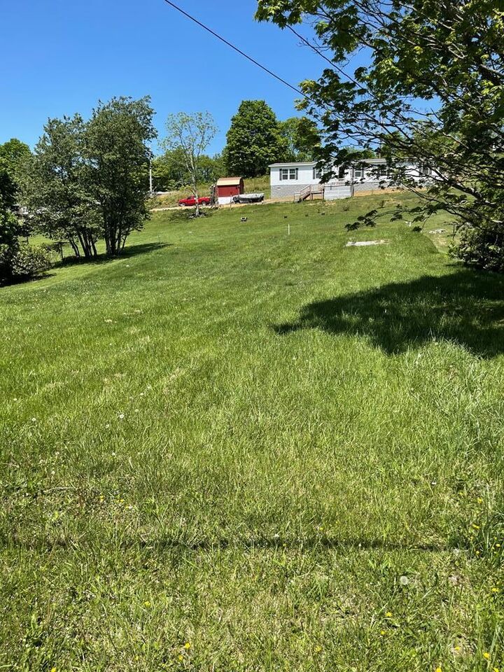 Property Photo: 4431 East Cumberland Rd WV 24701