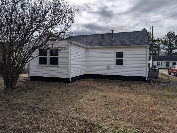 Property Photo:  213 Edgemont Dr  TN 37160 