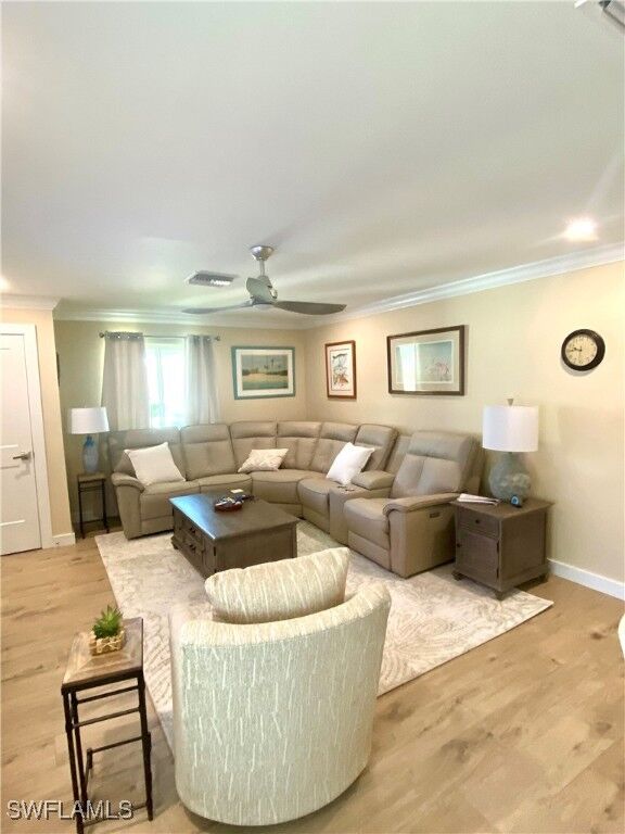 Property Photo:  1435 Curlew Avenue 1  FL 34102 