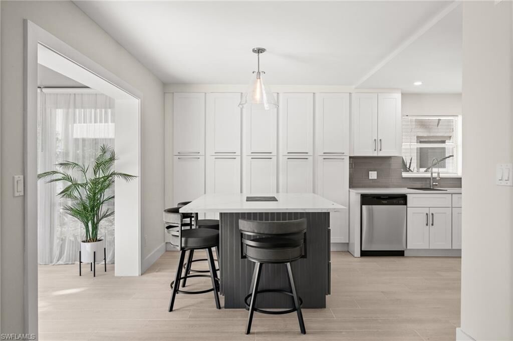 Property Photo: 1549 Sandpiper St 83 FL 34102