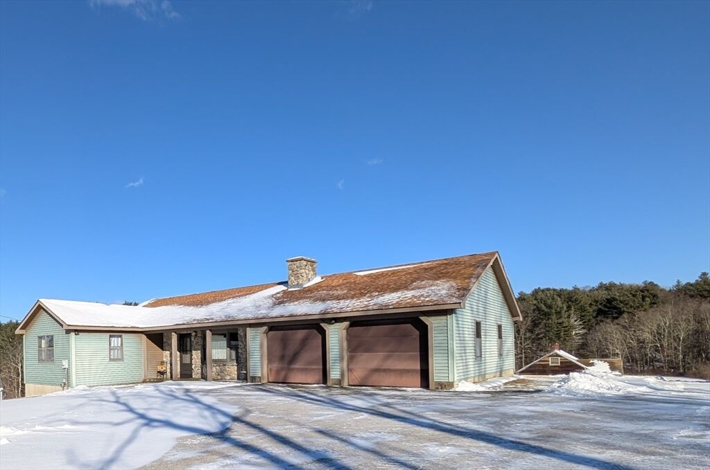 Property Photo: 7 King Road MA 01507