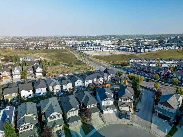 Property Photo:  240 Sage Bank Grove NW  AB T3R 0K2 