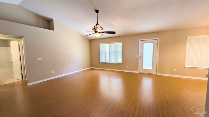 Property Photo: 7448 Chimney Pines Dr FL 32526