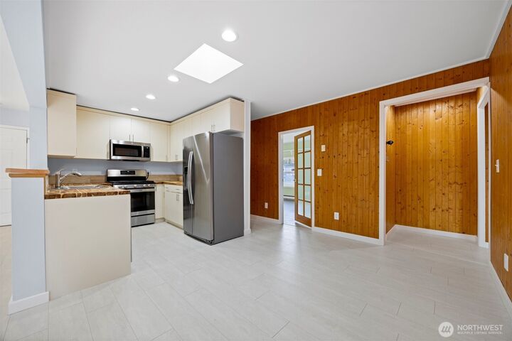 Property Photo:  7631  Parkland Drive  WA 98230 