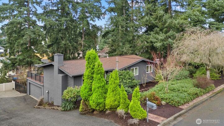 Property Photo: 34515 25th Avenue SW WA 98023