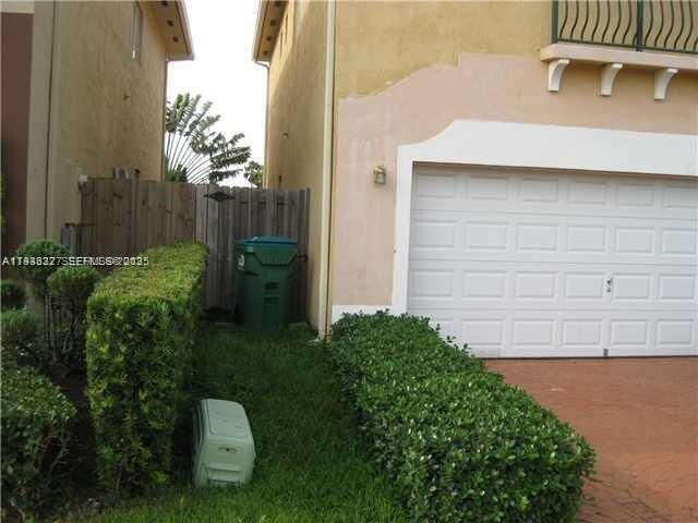 Property Photo:  15847 SW 55 Ter  FL 33185 
