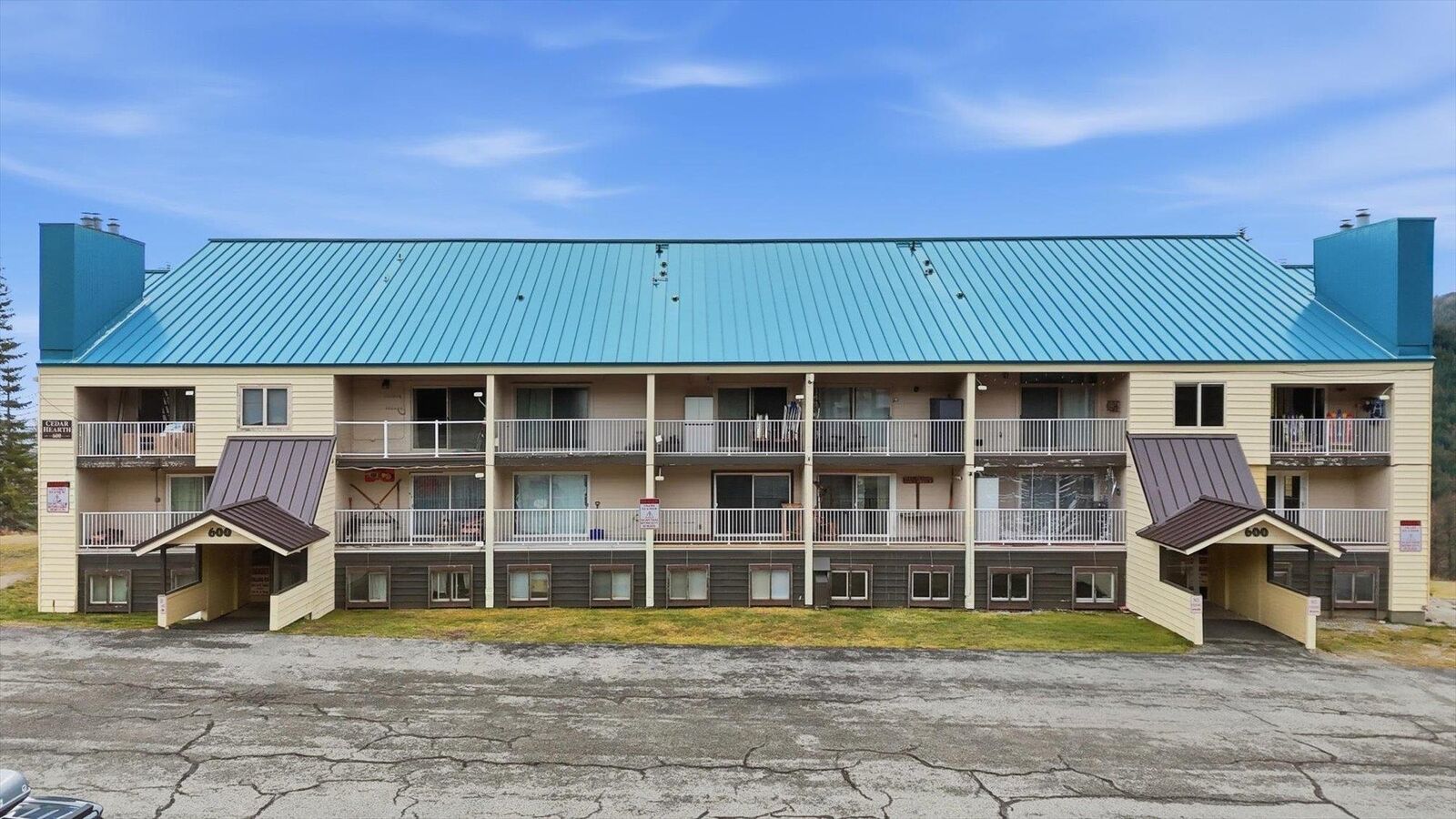 Property Photo:  28600 N Mt Spokane Park Rd Unit #609  WA 99021 