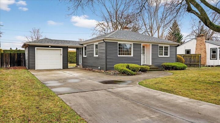 Property Photo:  1410 N Bowman Rd  WA 99212 