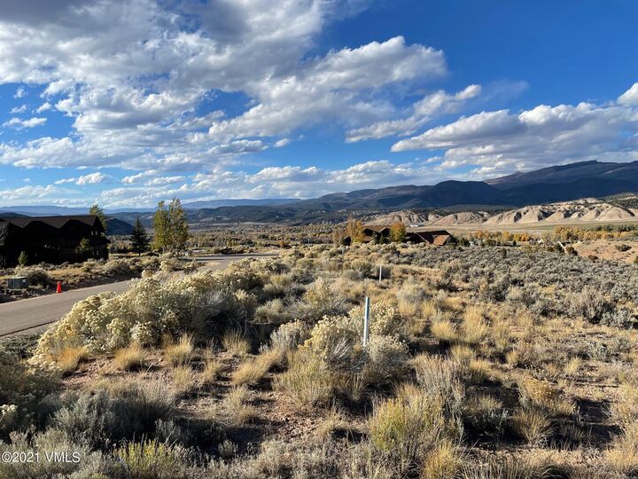 Property Photo:  2770 E Haystacker Drive  CO 81631 