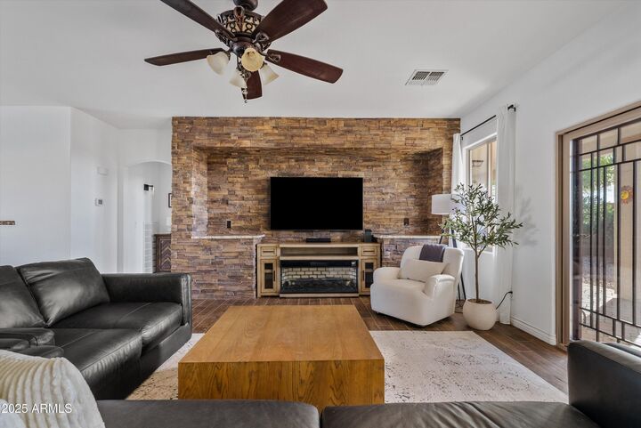 Property Photo:  3201 E Gleneagle Drive  AZ 85249 