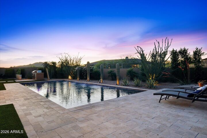 Property Photo:  8512 E Eagle Claw Drive  AZ 85266 