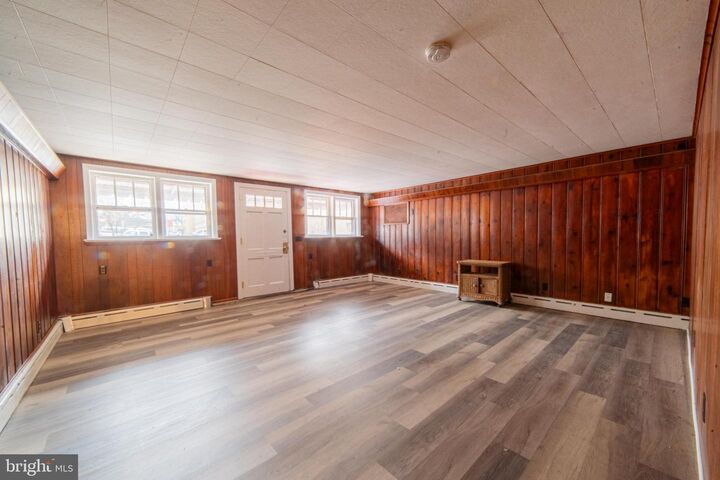 Property Photo:  105 Atlantic Street  NJ 08302 