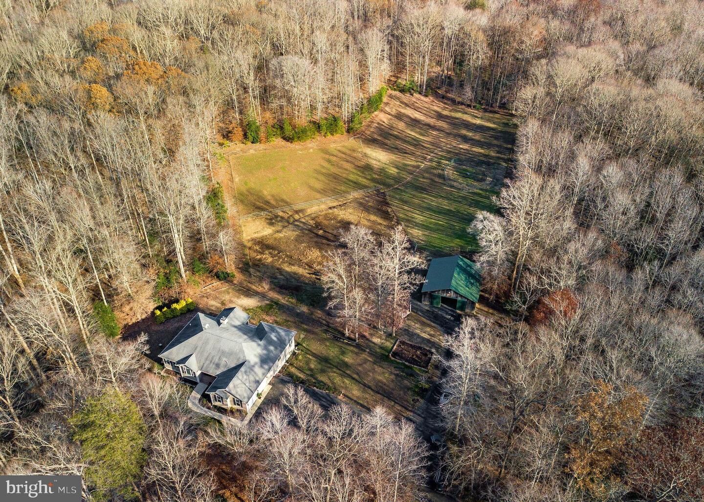 Property Photo: 24900 Fox Run Lane MD 20636